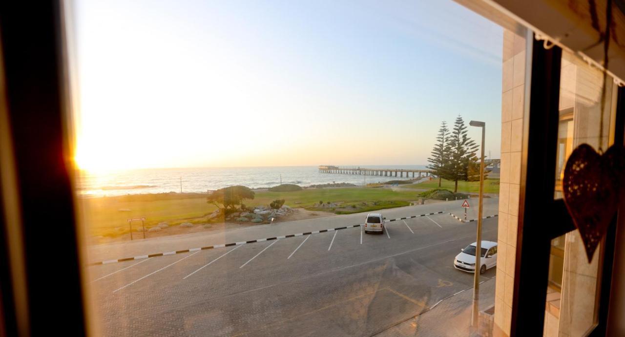 Beachfront Apartment @ Morleenpark Unit 11 Swakopmund Exterior foto